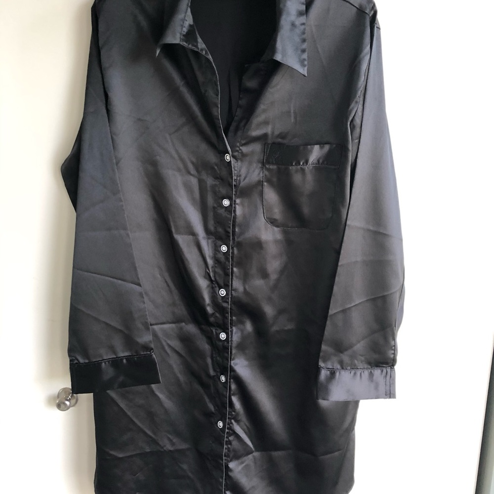 Long Silky Black Robe - Picture 2 of 4